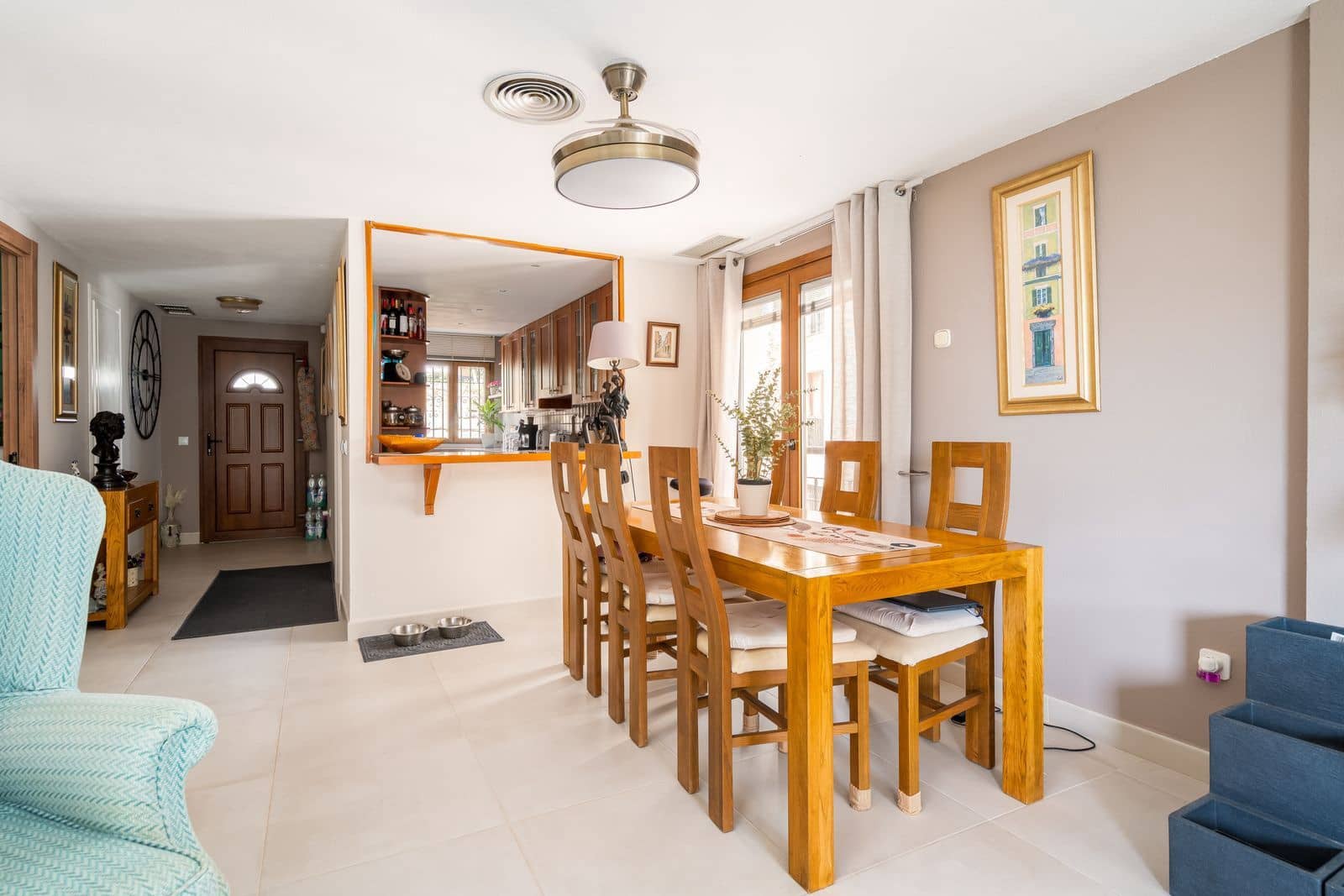 3 makuuhuone Kattohuoneisto myytävänä paikassa La Duquesa / Puerto de la Duquesa mukana uima-altaan 
autotalli - 359 000 € (Ref: 10017729)