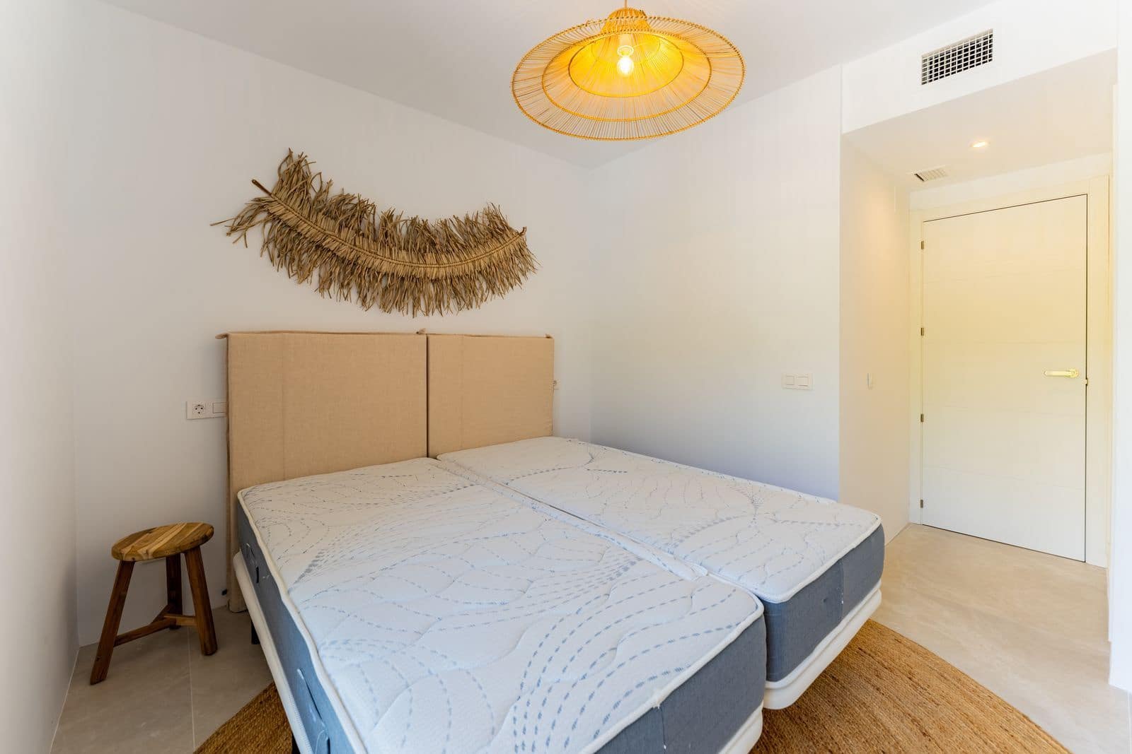 2 sovrum Takvåning till salu i Los Arqueros med pool garage - 465 000 € (Ref: 10017739)