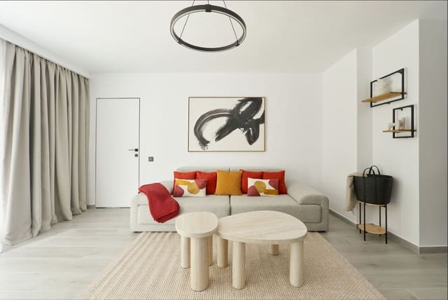 2 slaapkamer Appartement te koop in Nueva Andalucia, Marbella met zwembad garage - € 450.000 (Ref: 10018662)