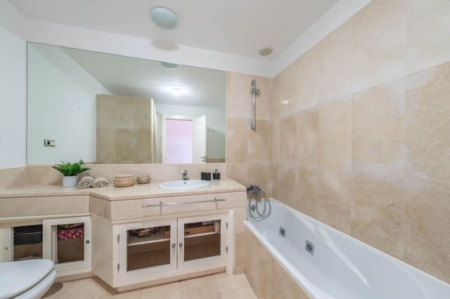 2 quarto Apartamento para venda em Manilva com piscina garagem - 330 000 € (Ref: 10018693)