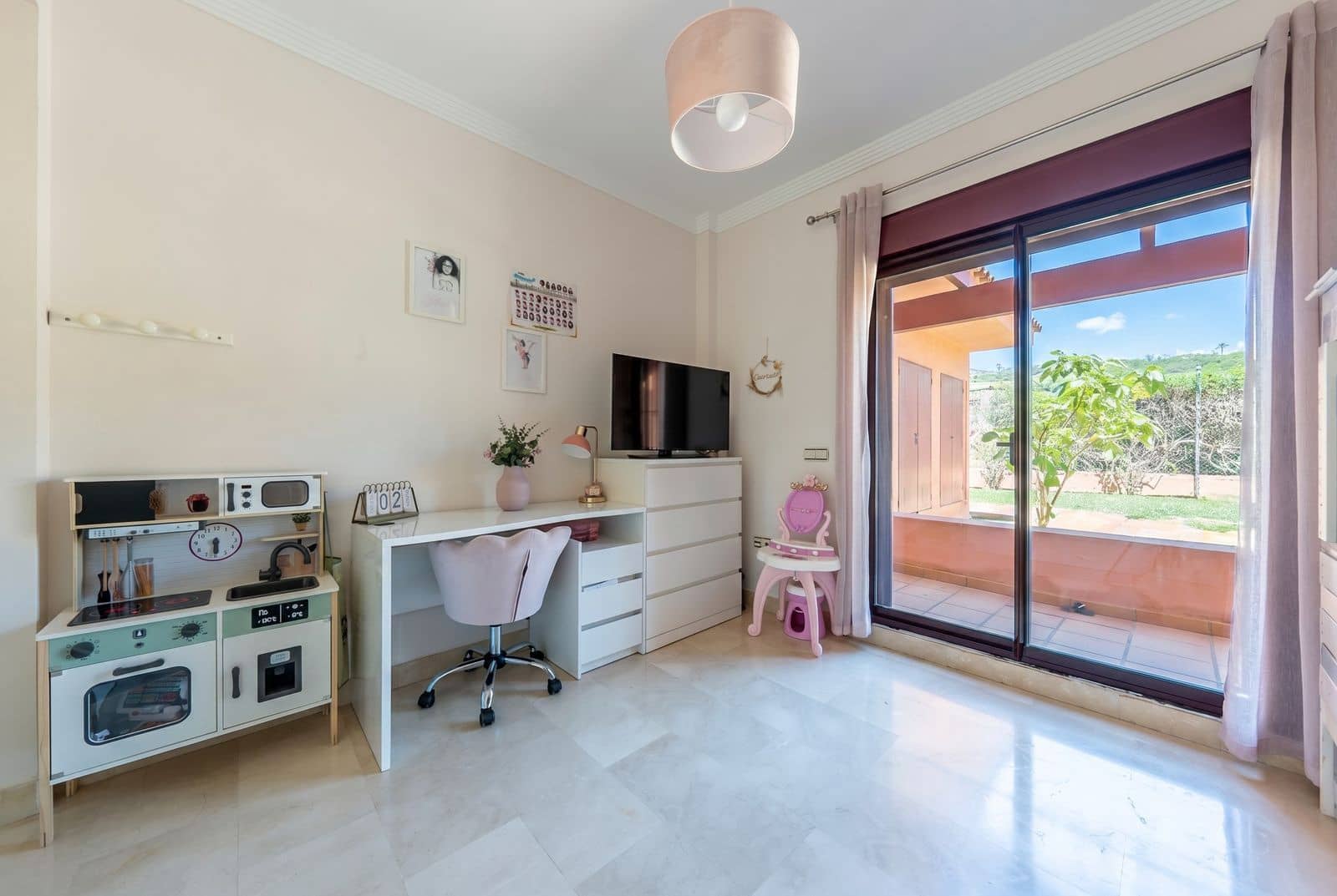 2 quarto Apartamento para venda em Manilva com piscina garagem - 330 000 € (Ref: 10018693)