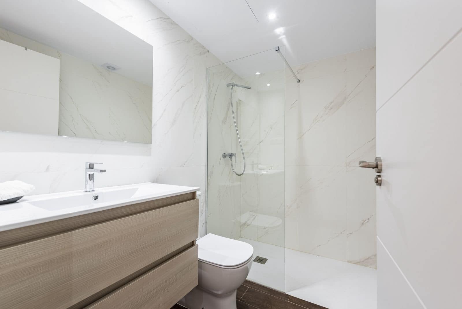2 quarto Apartamento para venda em Manilva com piscina garagem - 369 000 € (Ref: 10018714)