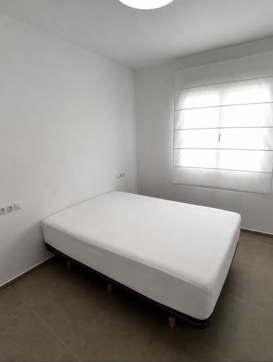 Appartement de 1 chambre à louer à Estepona - 1 700 € (Ref: 10019452)