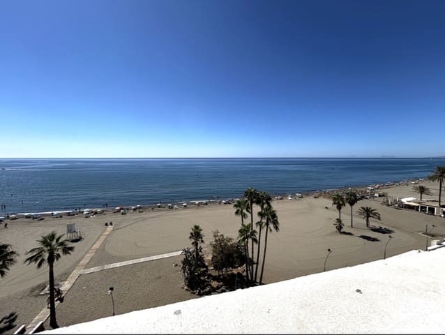Appartement de 1 chambre à louer à Estepona - 1 700 € (Ref: 10019452)