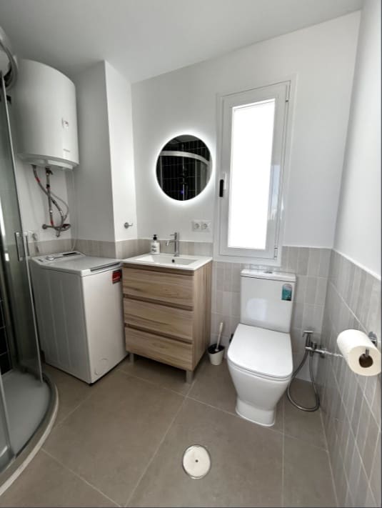 Appartement de 1 chambre à louer à Estepona - 1 700 € (Ref: 10019452)