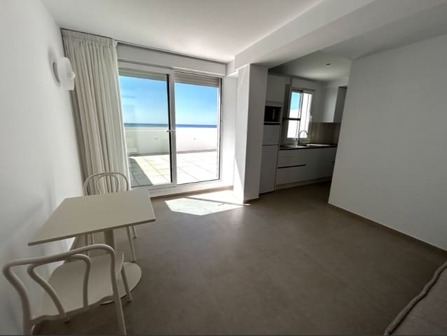 Appartement de 1 chambre à louer à Estepona - 1 700 € (Ref: 10019452)
