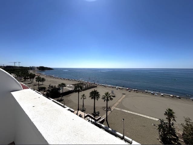 Appartement de 1 chambre à louer à Estepona - 1 700 € (Ref: 10019452)