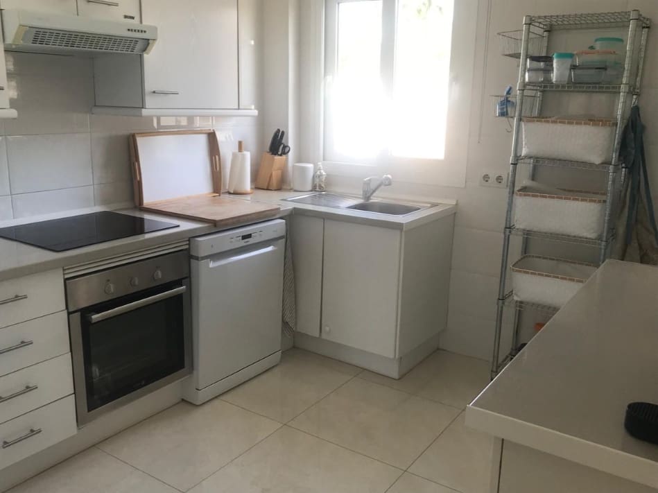 2 sypialnia Penthouse na sprzedaż w Estepona z basenem garażem - 345 000 € (Ref: 10020894)