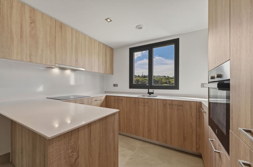 3 sypialnia Apartament na sprzedaż w Casares z basenem garażem - 450 000 € (Ref: 10020895)