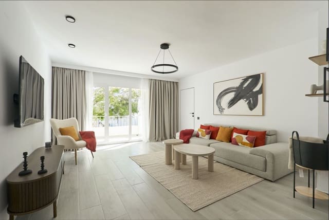 2 soverom Leilighet til salgs i Nueva Andalucia, Marbella med svømmebasseng garasje - € 450 000 (Ref: 10020896)