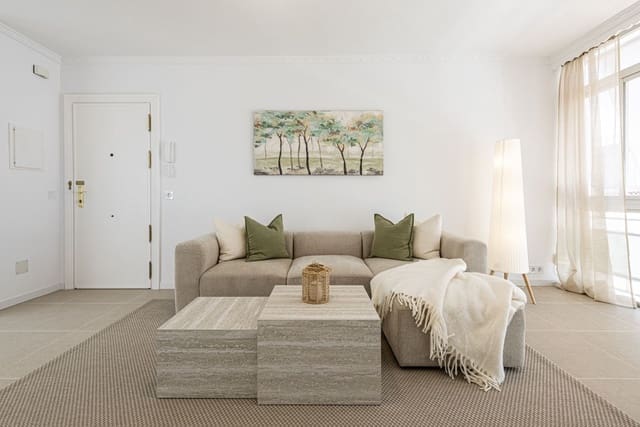 3 Zimmer Apartment zu verkaufen in Estepona - 419.000 € (Ref: 10022452)