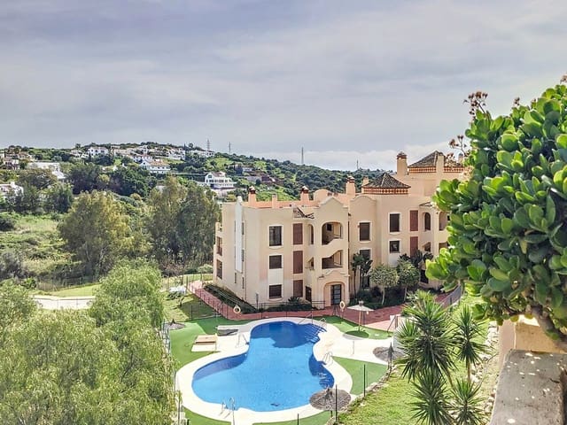 3 chambre Appartement à vendre à Estepona avec piscine garage - 470 000 € (Ref: 10022513)