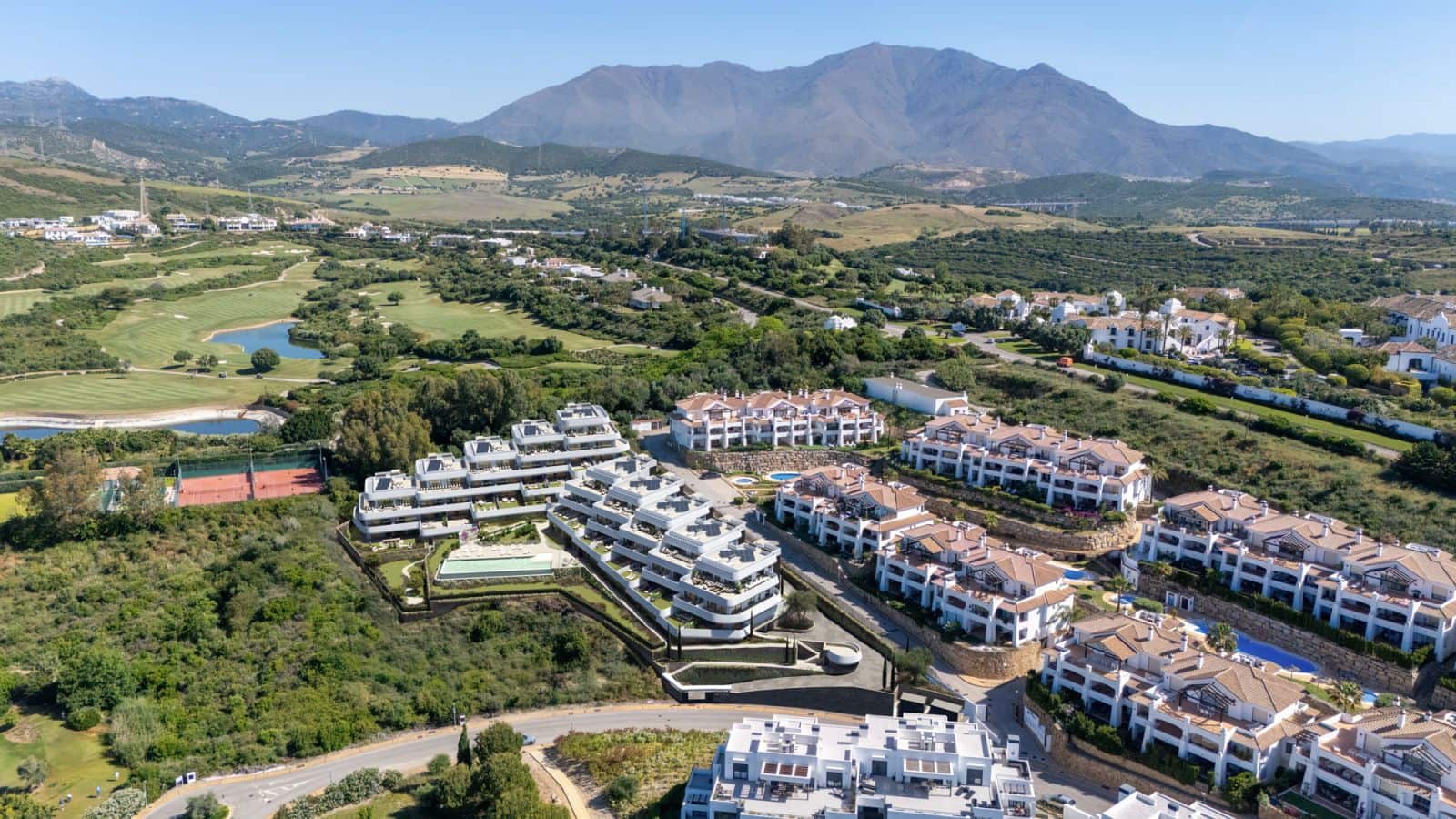 3 chambre Appartement à vendre à Casares avec piscine garage - 489 000 € (Ref: 10022760)