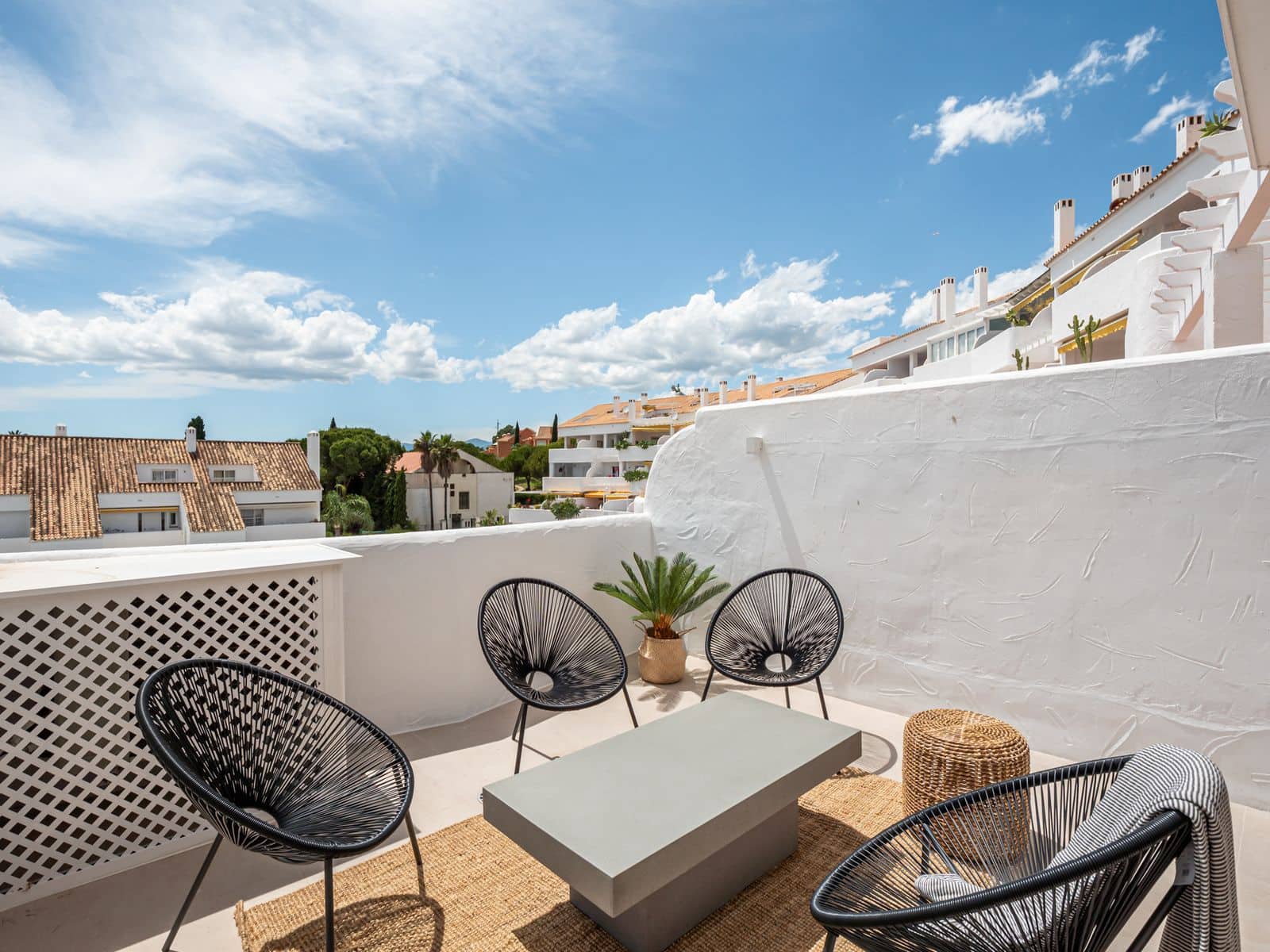 2 soveværelse Lejlighed til salg i Nueva Andalucia - € 495.000 (Ref: 10022788)