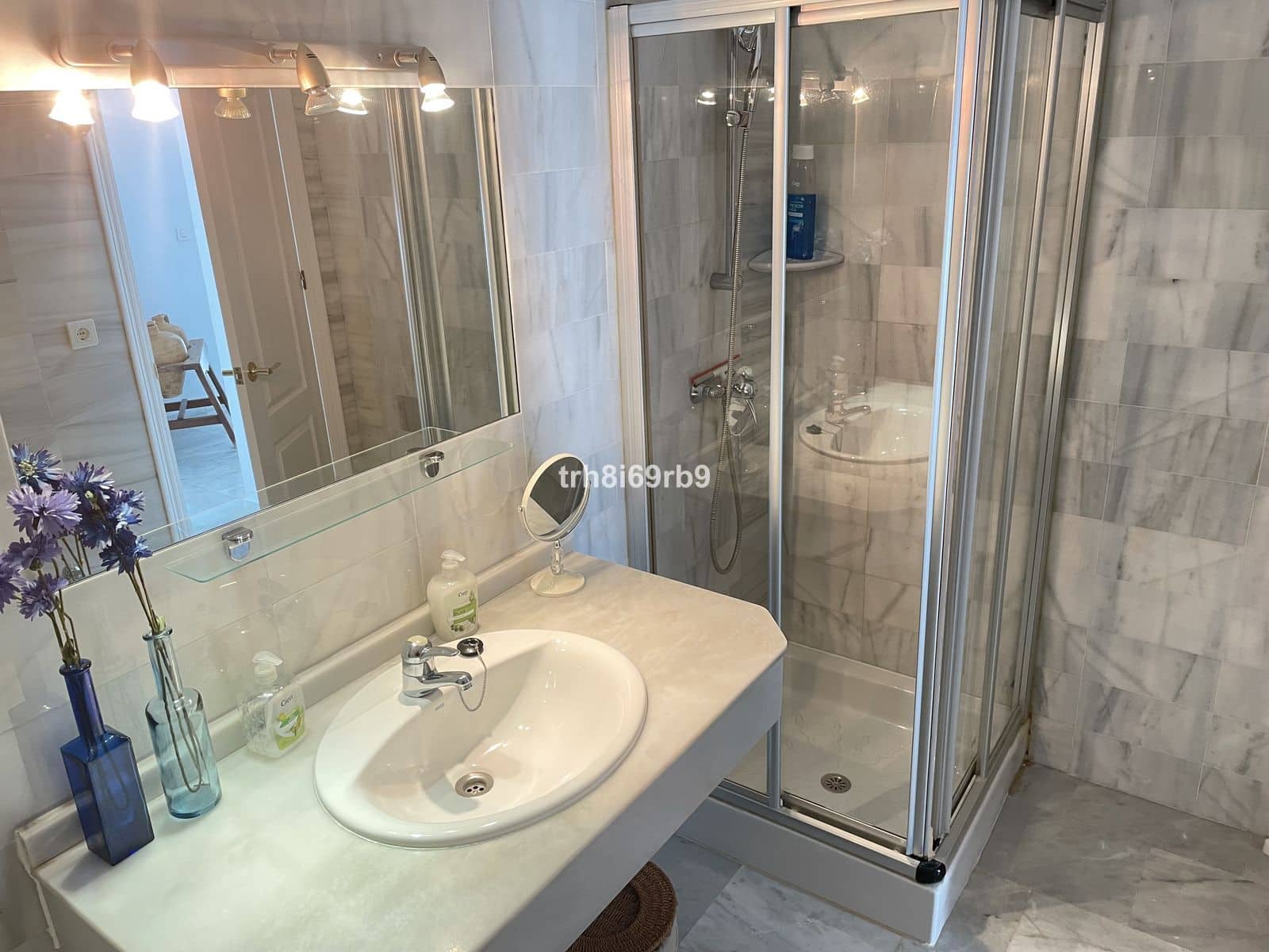3 bedroom Penthouse for sale in Estepona with pool - € 449,950 (Ref: 10024071)