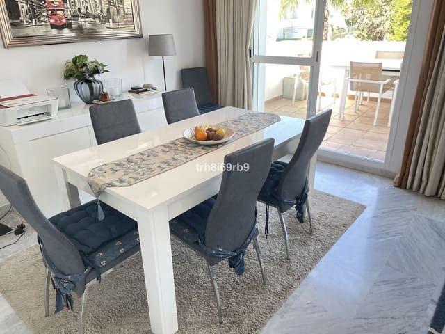 3 bedroom Penthouse for sale in Estepona with pool - € 449,950 (Ref: 10024071)