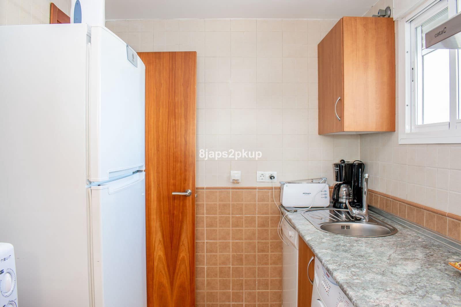 2 makuuhuone Huoneisto myytävänä paikassa Estepona mukana uima-altaan 
autotalli - 295 000 € (Ref: 10024084)