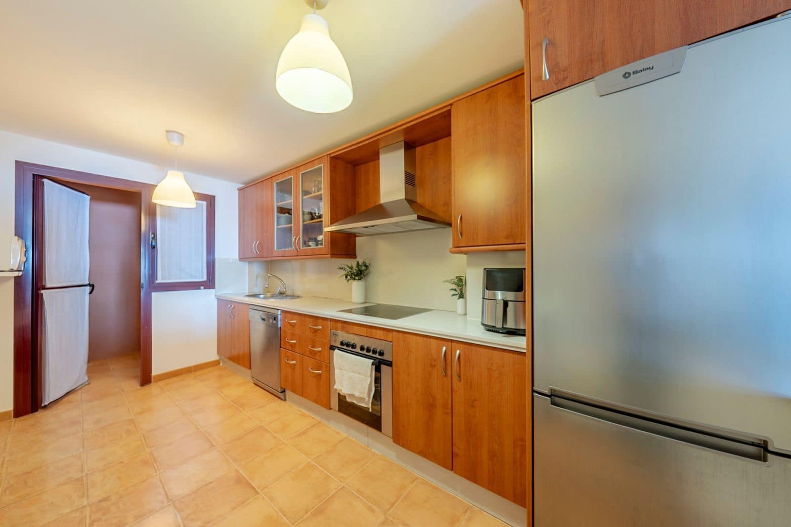 2 bedroom Apartment for sale in Manilva with pool garage - € 330,000 (Ref: 10024085)