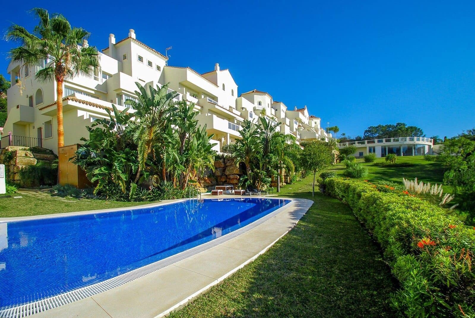2 chambre Appartement à vendre à Benahavis avec piscine garage - 430 000 € (Ref: 10024088)