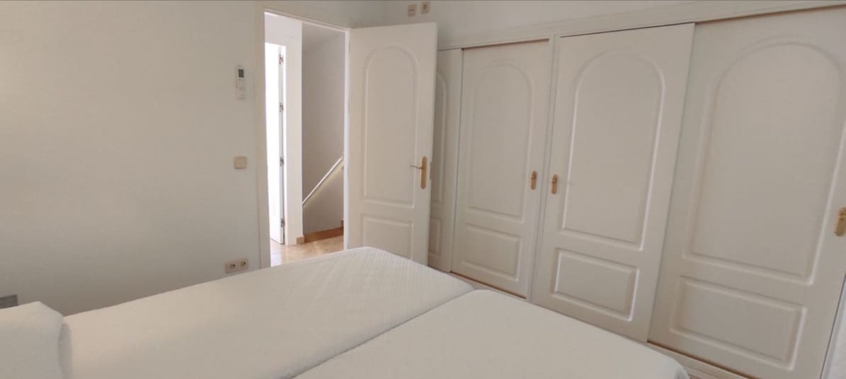 2 makuuhuone Huoneisto myytävänä paikassa Estepona mukana uima-altaan - 460 000 € (Ref: 10024119)
