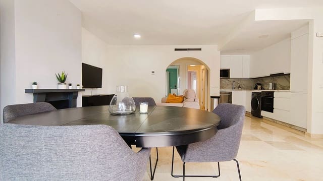 2 slaapkamer Appartement te koop in Nueva Andalucia, Marbella met zwembad garage - € 459.000 (Ref: 10024124)
