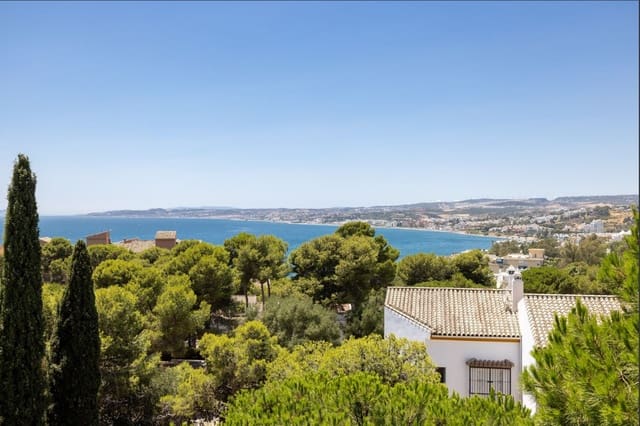 3 sovrum Lägenhet till salu i Estepona med pool garage - 450 000 € (Ref: 10024127)