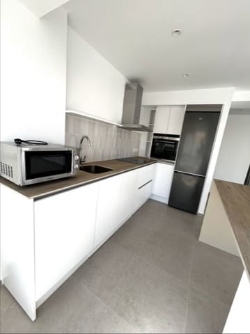 3 camera da letto Appartamento da affittare in Estepona - 2.300 € (Rif: 10025827)
