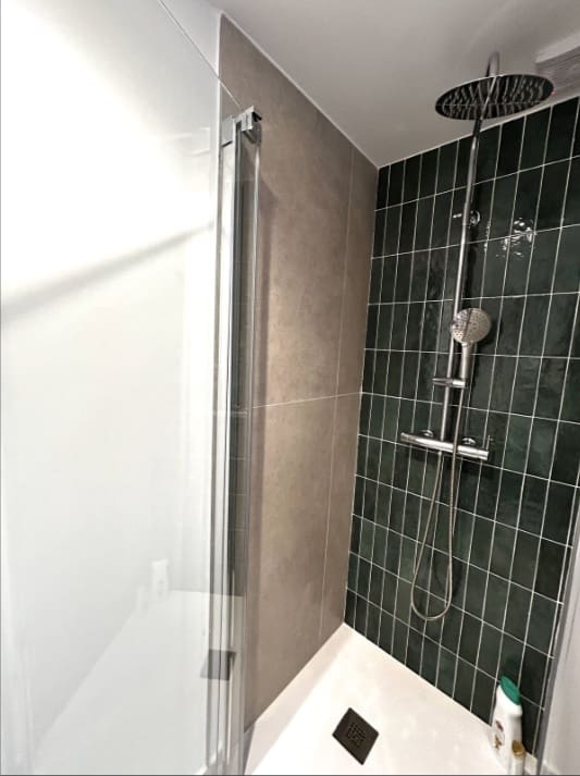 3 quarto Apartamento para arrendar em Estepona - 2 300 € (Ref: 10025827)
