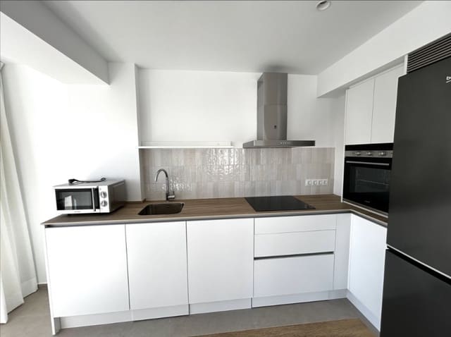 3 camera da letto Appartamento da affittare in Estepona - 2.300 € (Rif: 10025827)