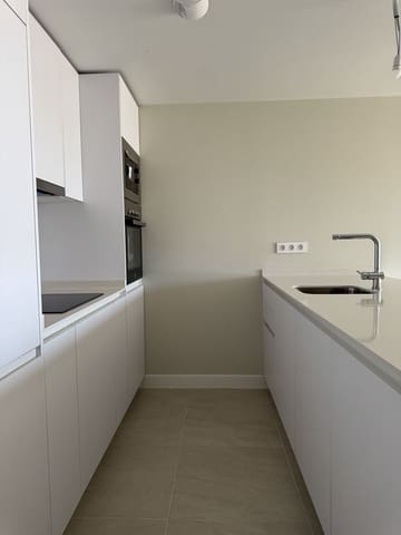 2 bedroom Apartment for sale in La Duquesa / Puerto de la Duquesa, Manilva - € 449,000 (Ref: 10025842)