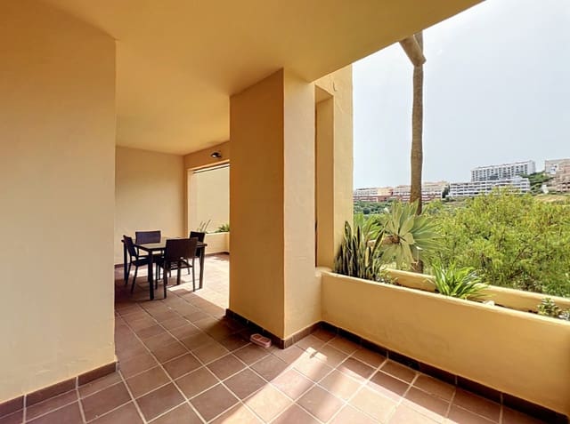 2 bedroom Apartment for sale in La Duquesa / Puerto de la Duquesa, Manilva with pool garage - € 289,000 (Ref: 10025908)