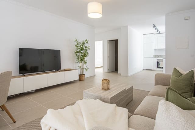 3 soveværelse Lejlighed til salg i Estepona - € 419.000 (Ref: 10025929)