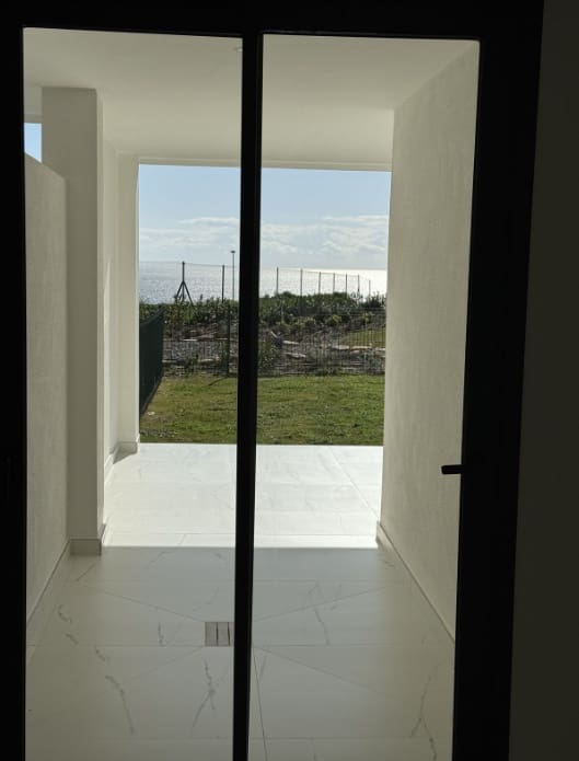 2 slaapkamer Appartement te koop in Casares met zwembad - € 425.000 (Ref: 10025950)