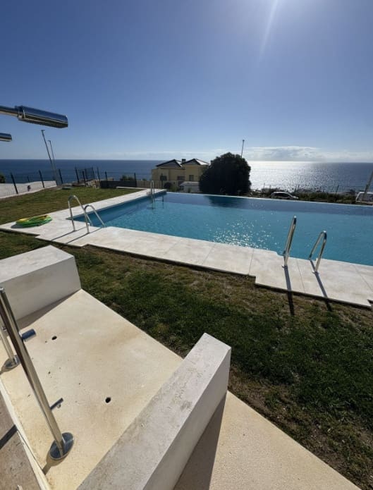 2 slaapkamer Appartement te koop in Casares met zwembad - € 425.000 (Ref: 10025950)