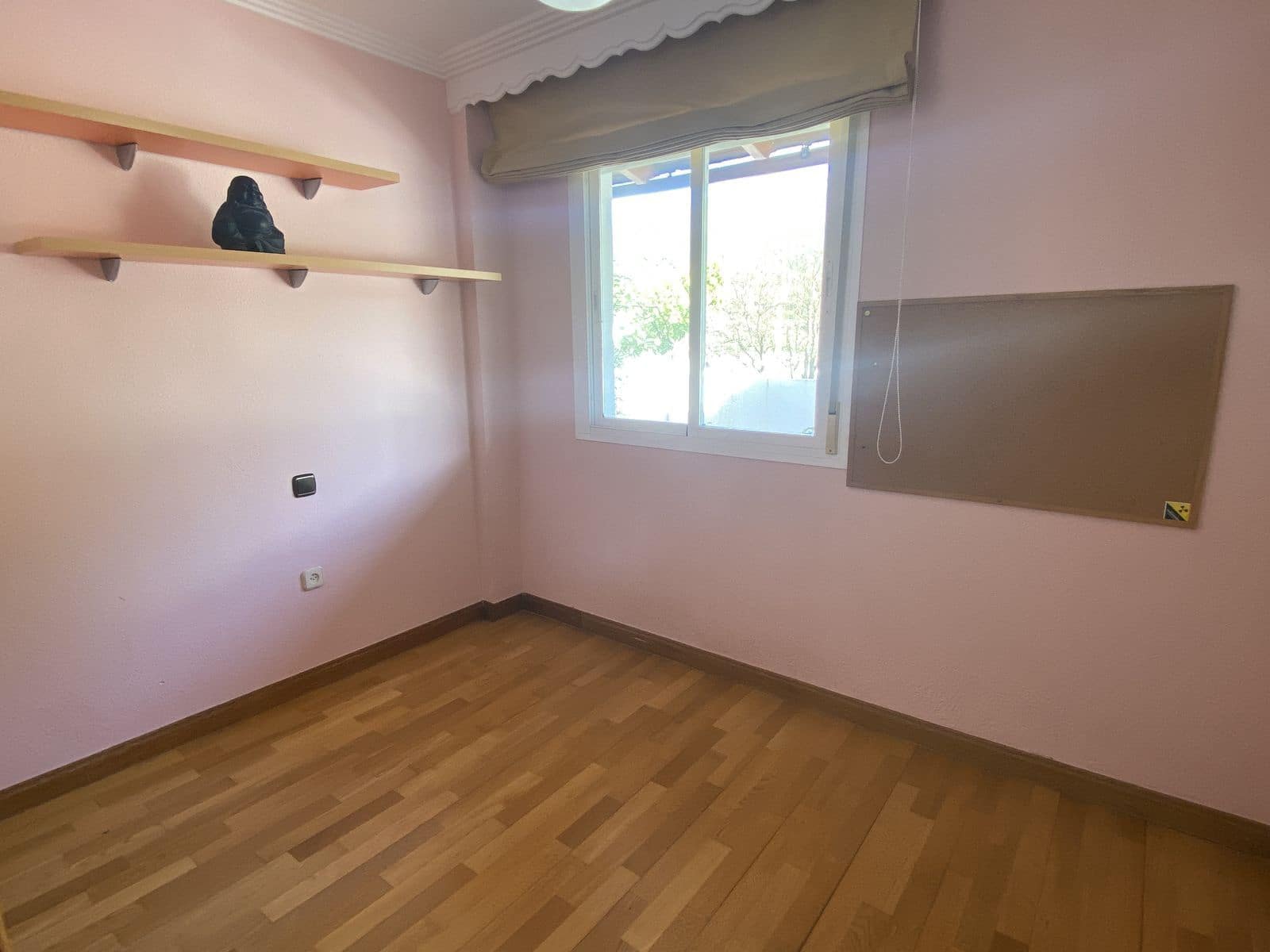 3 sovrum Lägenhet till salu i Benahavis med pool garage - 335 000 € (Ref: 10026051)