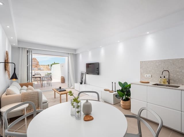 Apartamento de 2 habitaciones en Nueva Andalucia, Marbella en venta - 495.000 € (Ref: 10026056)