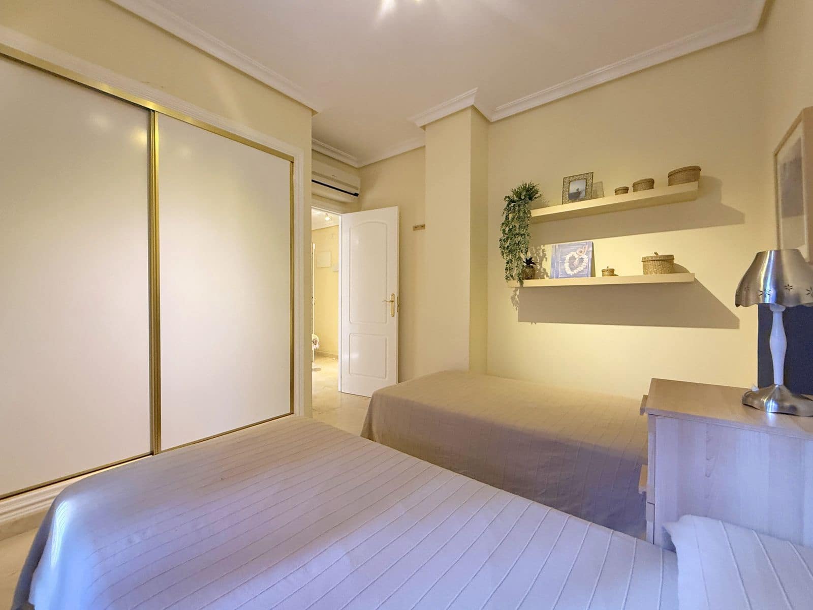 2 chambre Appartement à vendre à Casares avec piscine garage - 338 900 € (Ref: 10027253)