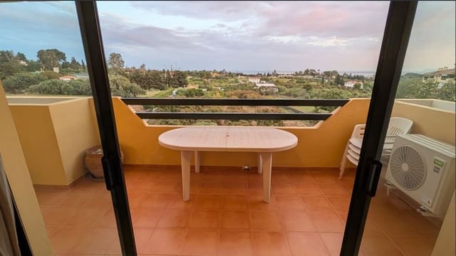 2 bedroom Apartment for rent in Selwo, Estepona with pool garage - € 1,800 (Ref: 10027272)