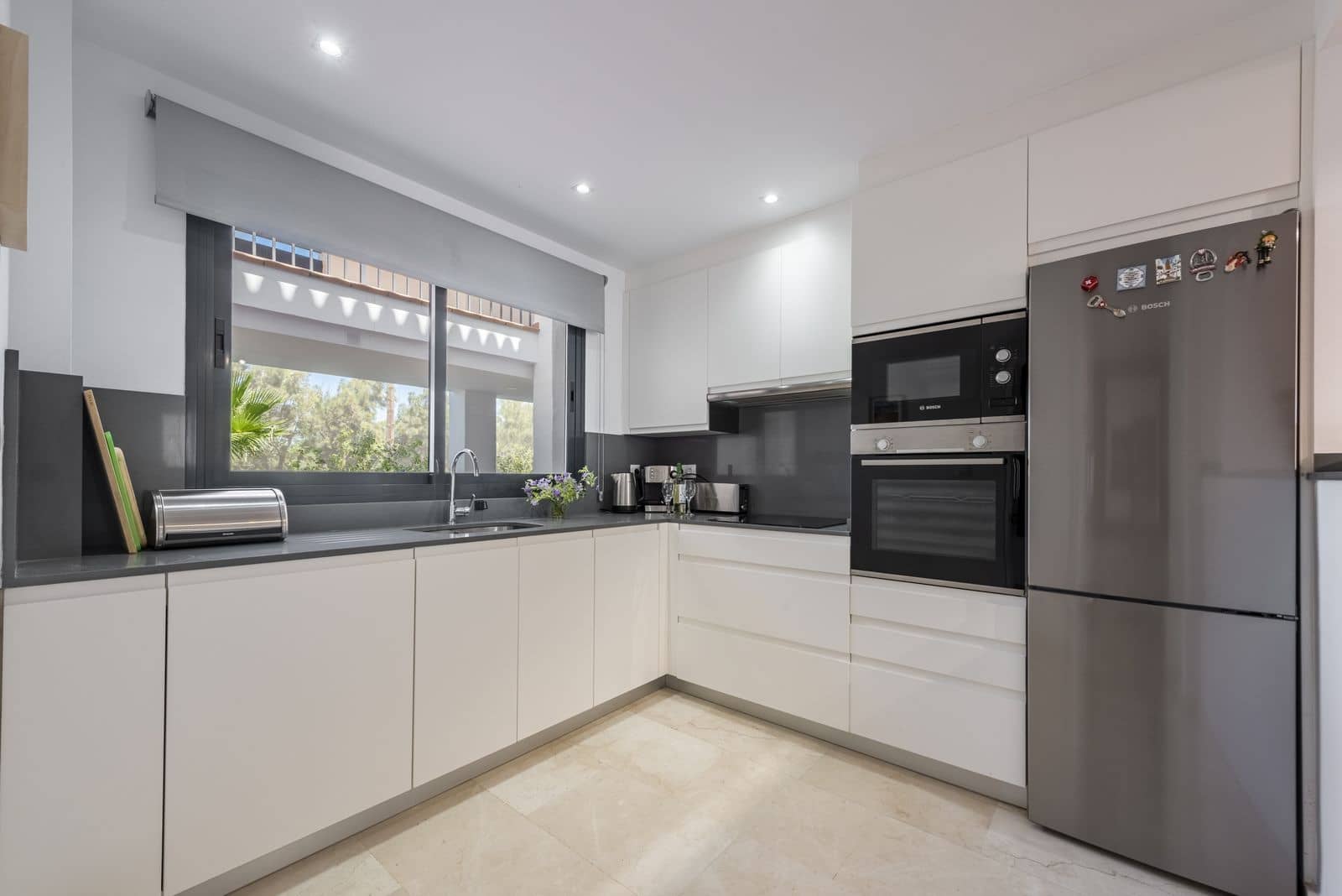 2 chambre Appartement à vendre à Manilva avec piscine garage - 369 000 € (Ref: 10027299)