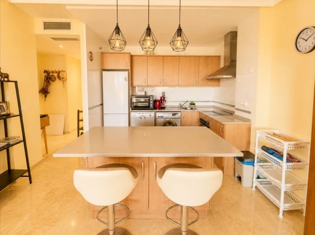 2 bedroom Apartment for sale in La Duquesa / Puerto de la Duquesa, Manilva with pool garage - € 299,900 (Ref: 10028854)