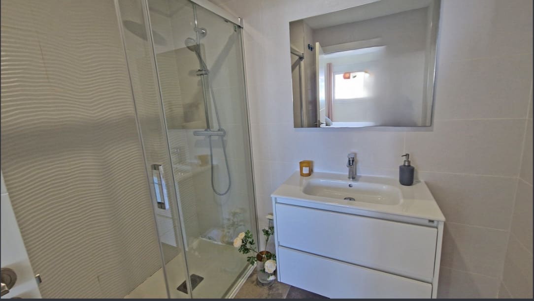 3 Zimmer Apartment zu verkaufen in Estepona mit Pool Garage - 439.000 € (Ref: 10030287)