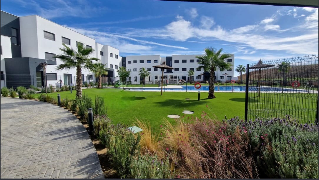 3 Zimmer Apartment zu verkaufen in Estepona mit Pool Garage - 439.000 € (Ref: 10030287)