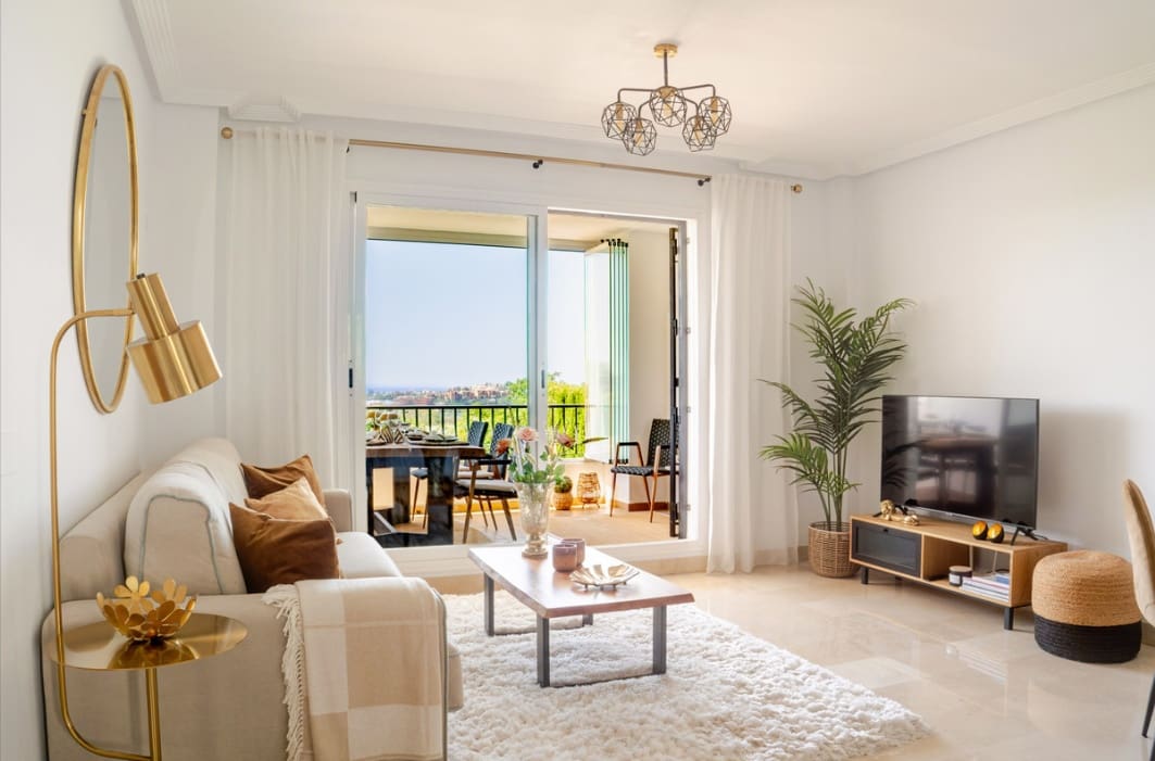 2 makuuhuone Huoneisto myytävänä paikassa Benahavis mukana uima-altaan - 440 000 € (Ref: 10032015)