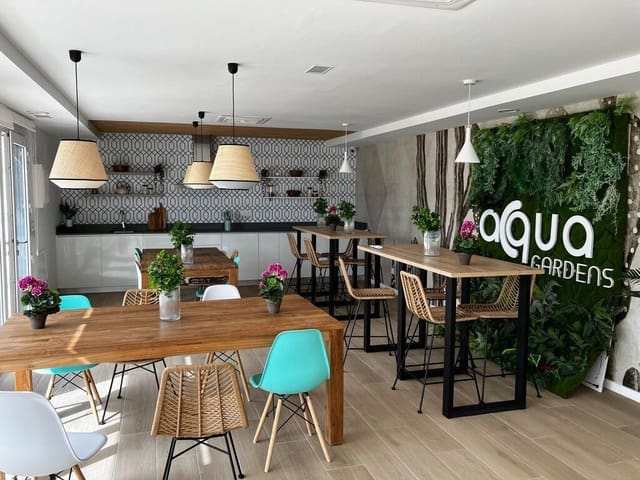 2 sovrum Lägenhet till salu i Estepona med pool garage - 475 000 € (Ref: 10032021)