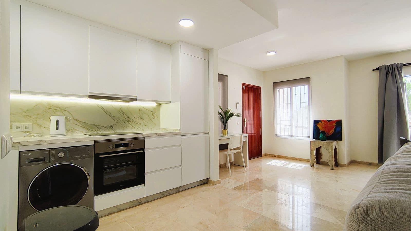 2 sypialnia Apartament na sprzedaż w Nueva Andalucia z basenem garażem - 459 000 € (Ref: 10032023)
