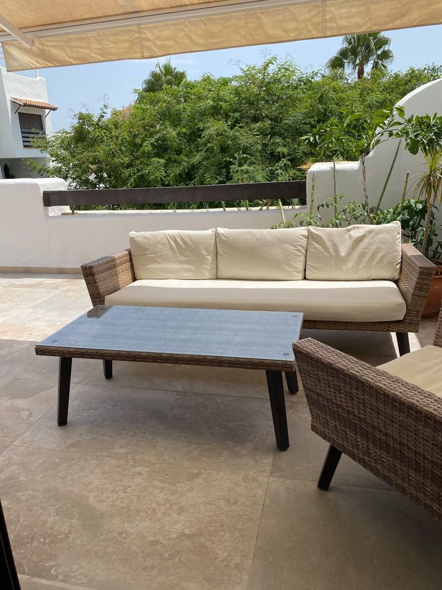2 Zimmer Apartment zu verkaufen in Estepona mit Pool Garage - 386.000 € (Ref: 10032037)