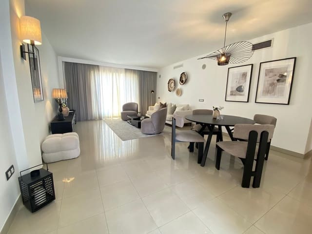 2 soverom Penthouse til salgs i Estepona med svømmebasseng garasje - € 430 000 (Ref: 10032038)