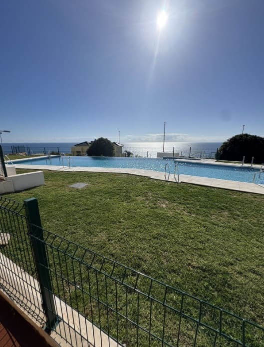 2 bedroom Apartment for sale in Casares with pool - € 425,000 (Ref: 10033906)