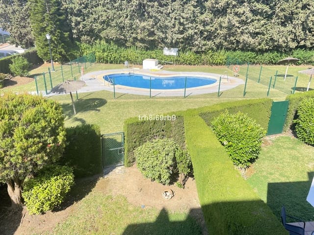 3 chambre Penthouse à vendre à Estepona avec piscine - 449 950 € (Ref: 10034162)
