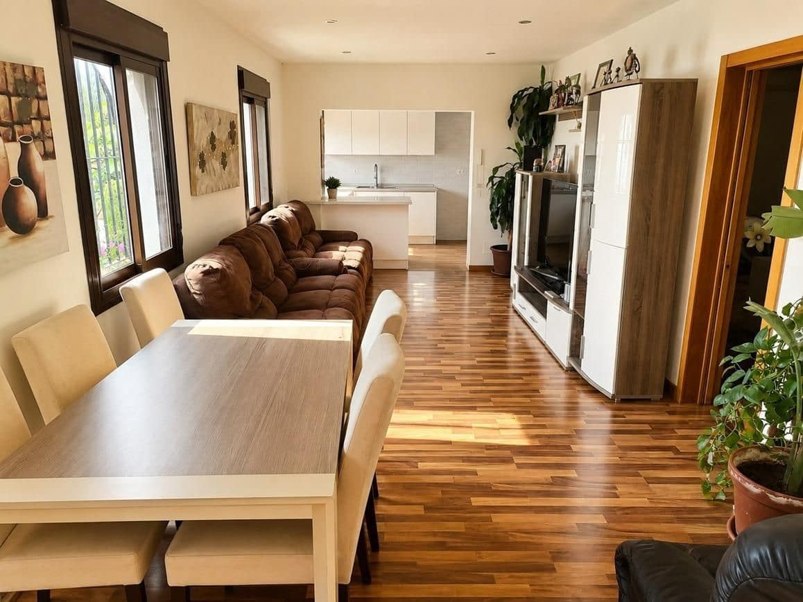 4 makuuhuone Huoneisto myytävänä paikassa Riviera del Sol mukana uima-altaan 
autotalli - 385 000 € (Ref: 10034166)